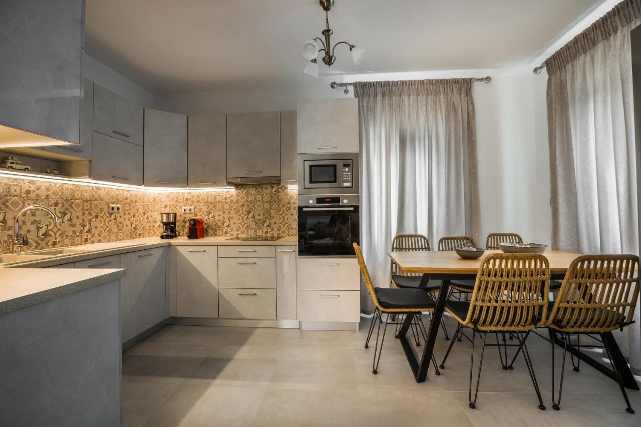 Serenity Home Аргостолион Екстериор снимка
