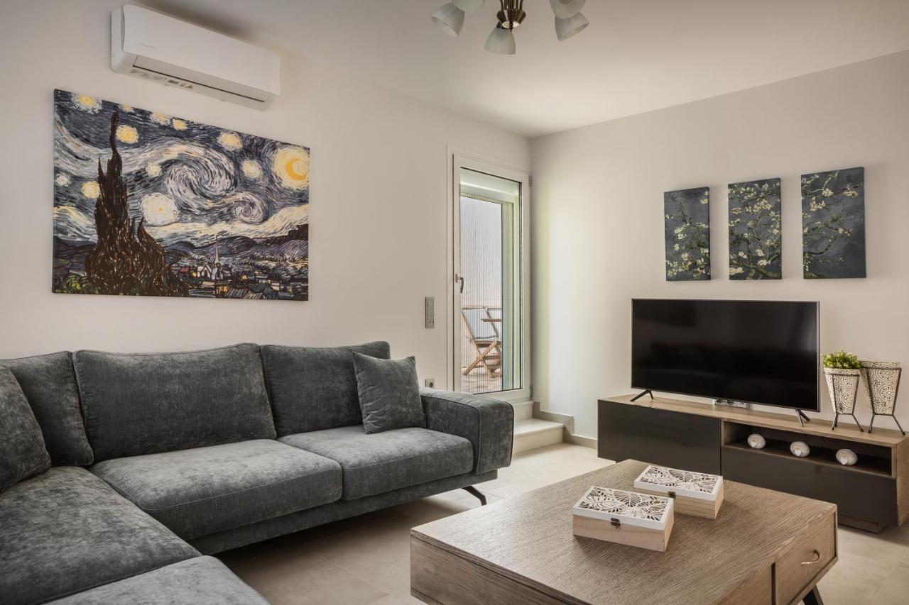 Serenity Home Аргостолион Екстериор снимка